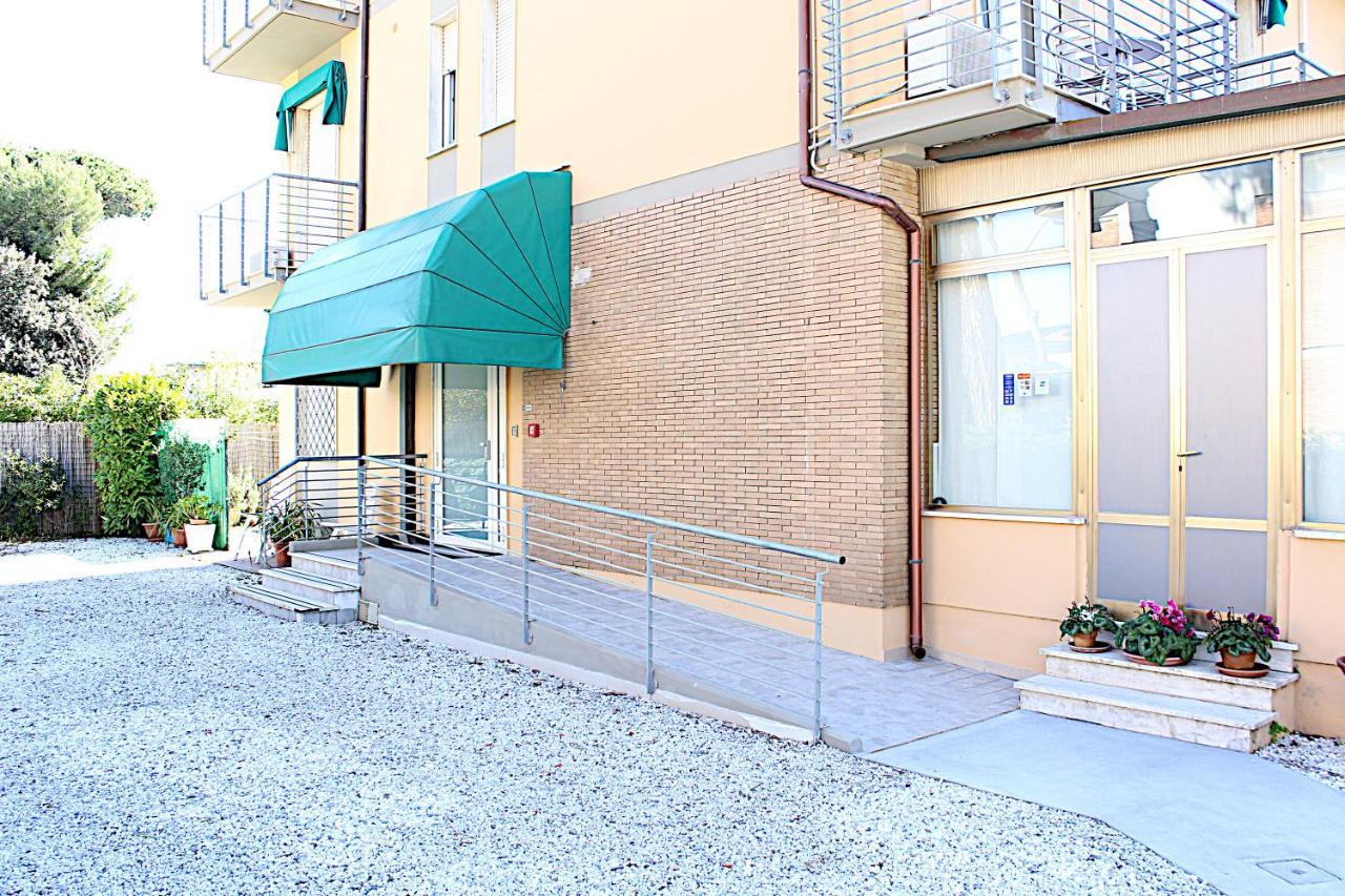 Hotel Luca Lido di Camaiore Exterior foto