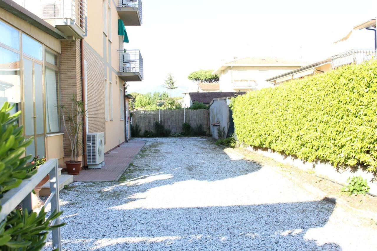 Hotel Luca Lido di Camaiore Exterior foto